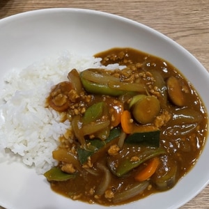 鶏ミンチで！カボチャ入り夏野菜カレー☆☆☆